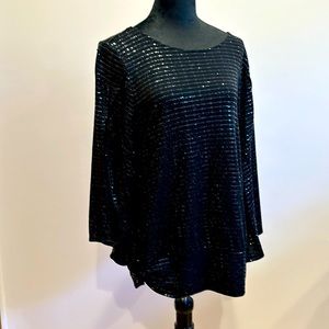 Sassy black top